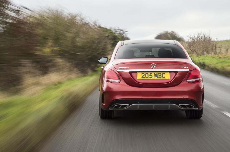  Mercedes-AMG C43 4Matic 2016 года  (UK) (фото 21 из 28)